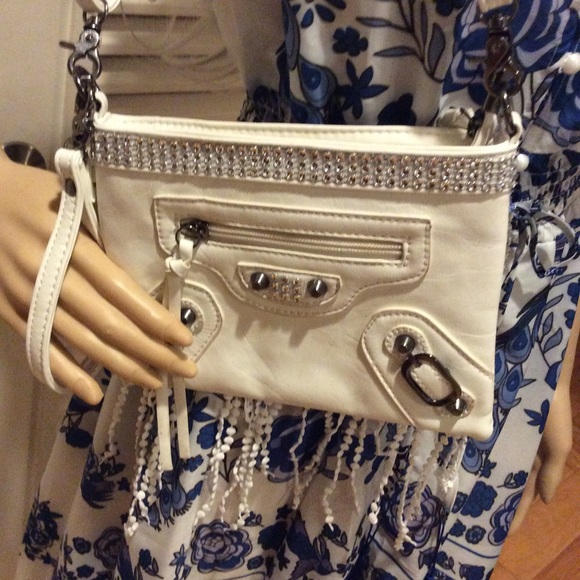 🌺 WHITE FRINGE BLING CROSSBODY PURSE SHORT BOHO - Picture 3 of 8